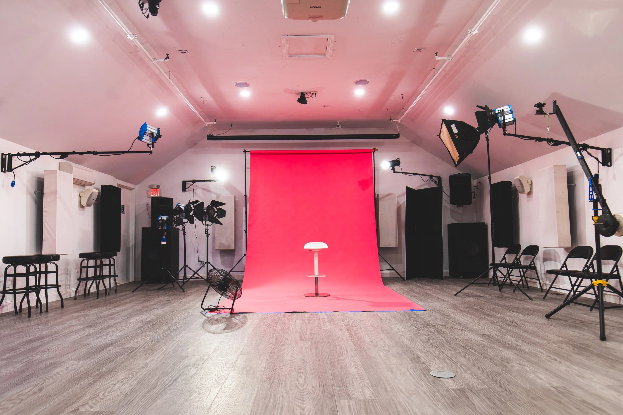 The Ultimate Guide to Photography Studio Rental